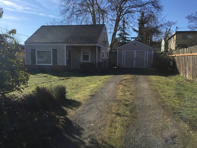 Primary Photo - 2 Bedroom House in Eugene
