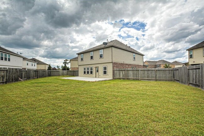 Building Photo - 17822 Aveleigh Ln