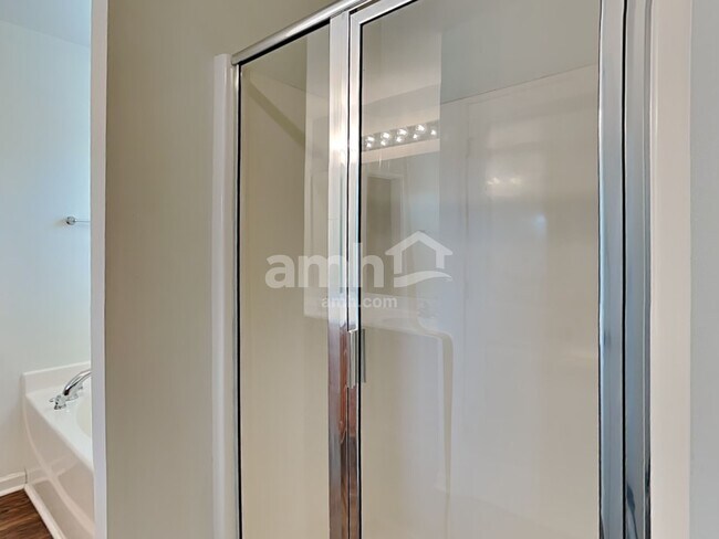 Building Photo - 304 Trout Valley Rd