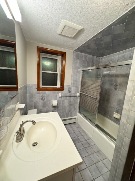 Building Photo - 55 Seagirt Ave