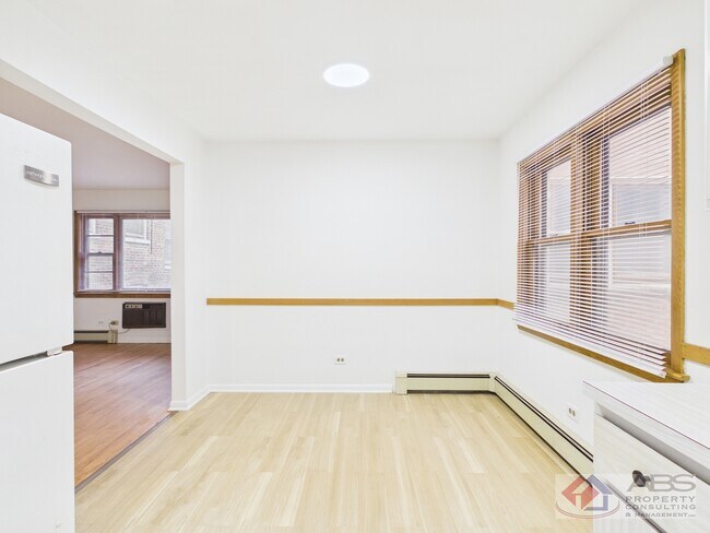 Building Photo - 11219 S Martin Luther King Dr