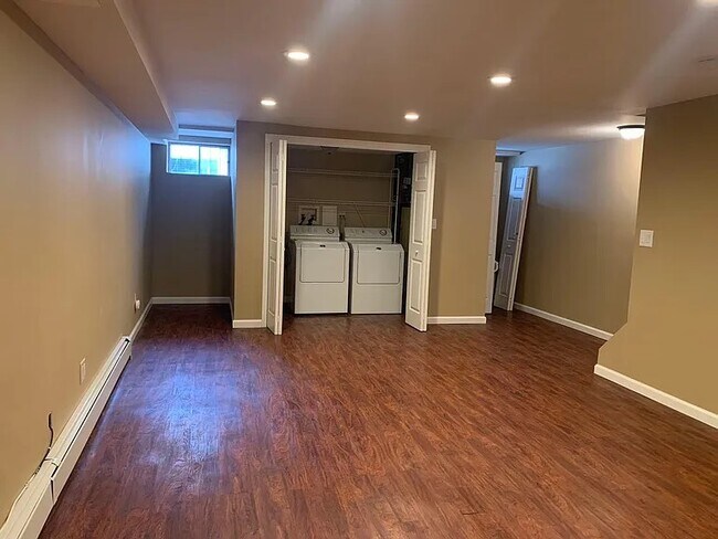 Primary Photo - 43 Slayton Ave