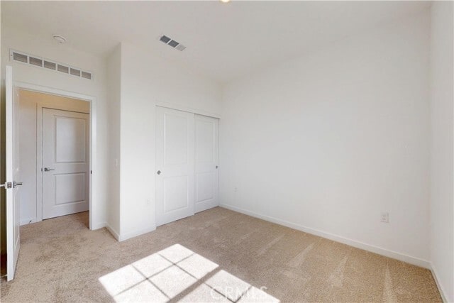 Building Photo - 8421 Gabrielino Ct