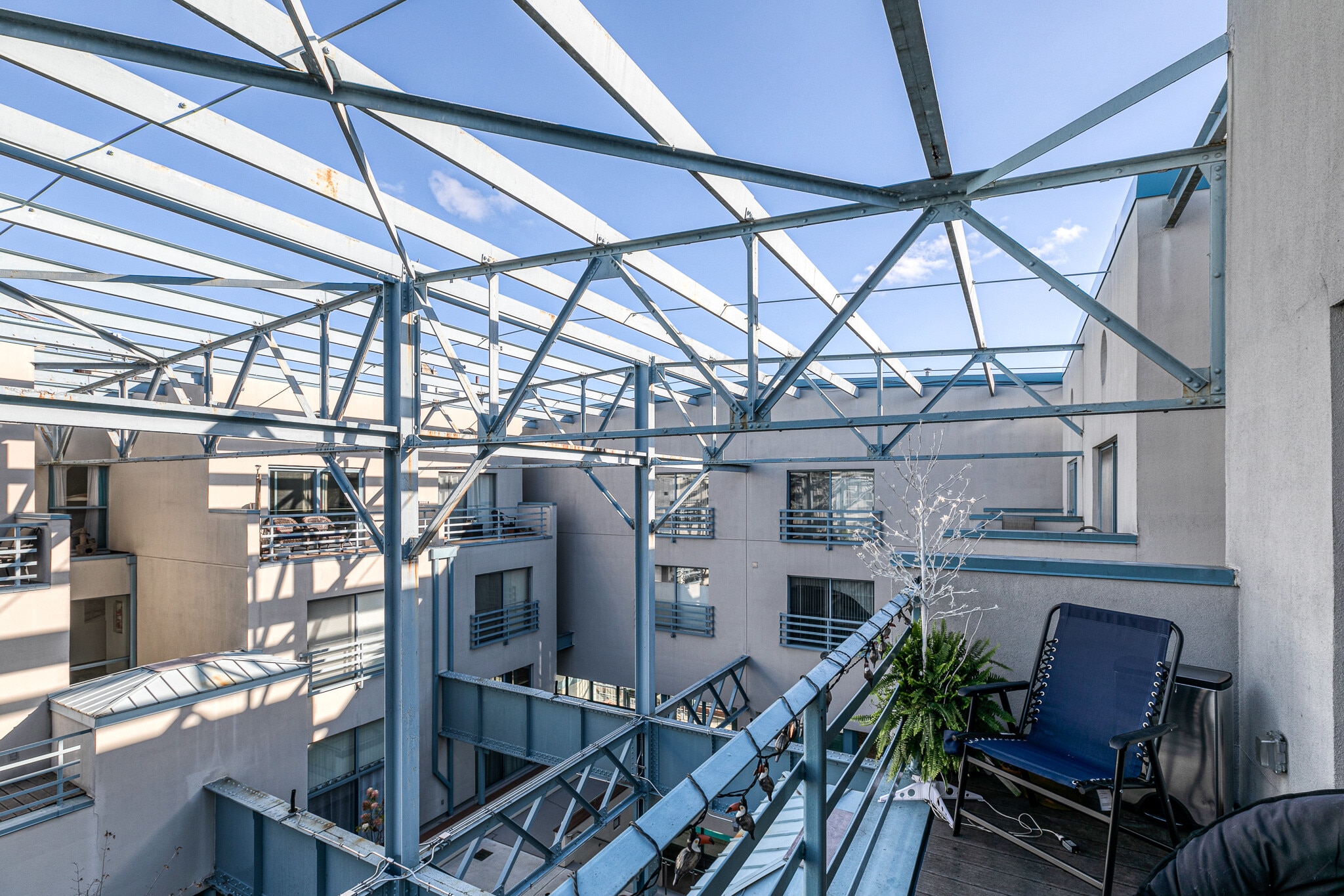 Building Photo - 3 N Christopher Columbus Blvd