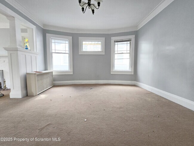Building Photo - 542 Colfax Ave