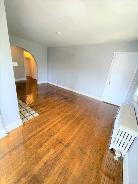 Building Photo - 6532 Wilkins Ave