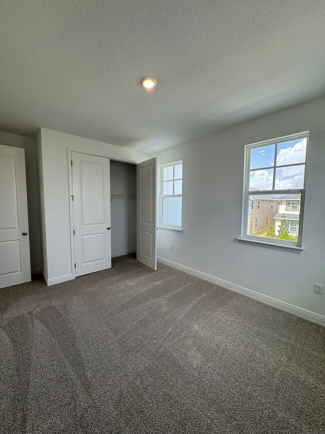 Building Photo - 13615 Sachs Avenue