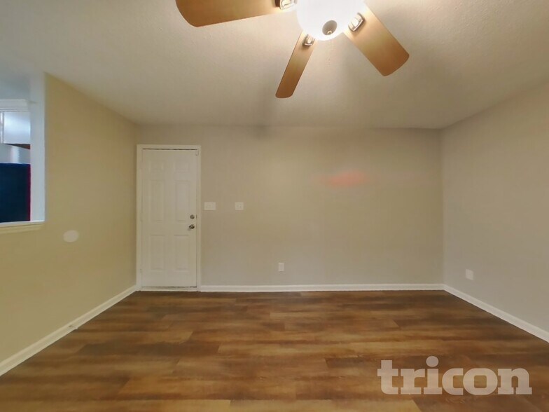 Building Photo - 7019 Hunter Gln Dr