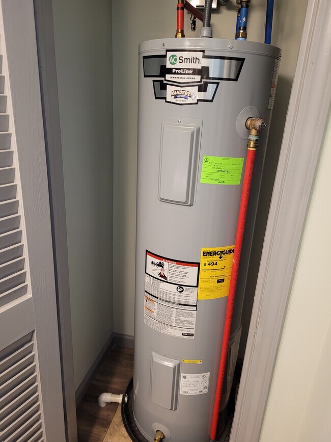 Building Photo - 127 Boston Ct