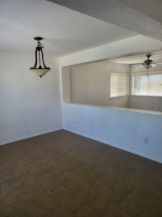 Building Photo - West Side 2/story 3 Bedroom 2 Bath & 2 Car...