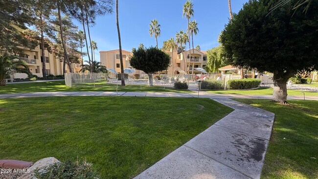 Building Photo - 19400 N Westbrook Pkwy