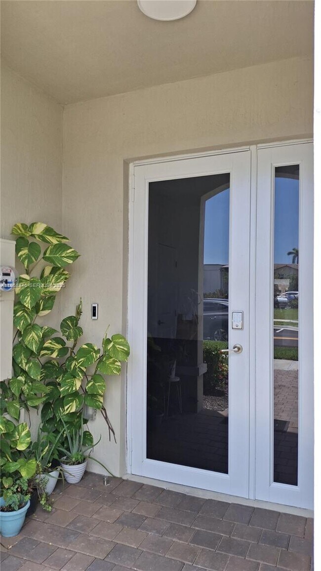 Building Photo - 26410 SW 148th Ct