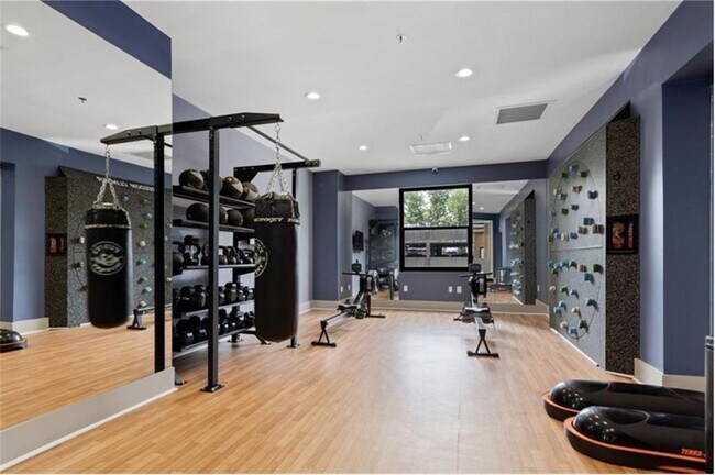 Building Photo - 795 Hammond Dr