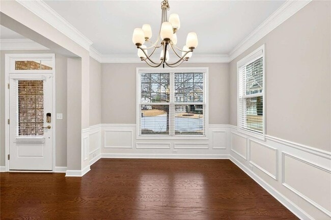 Building Photo - 4930 Alexandria Ave