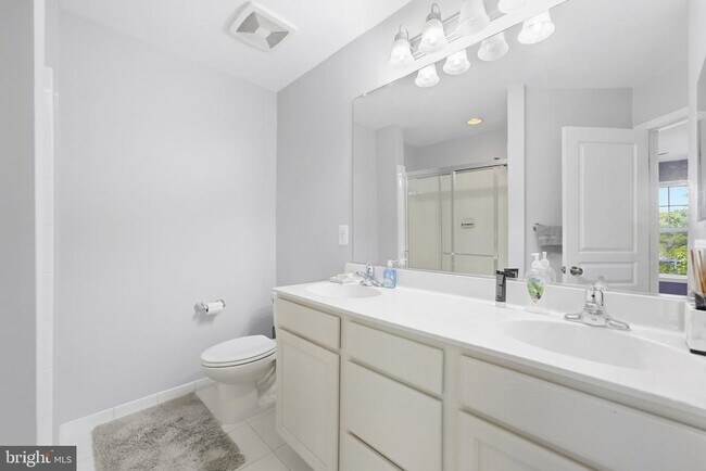 Building Photo - 1571 Renate Dr