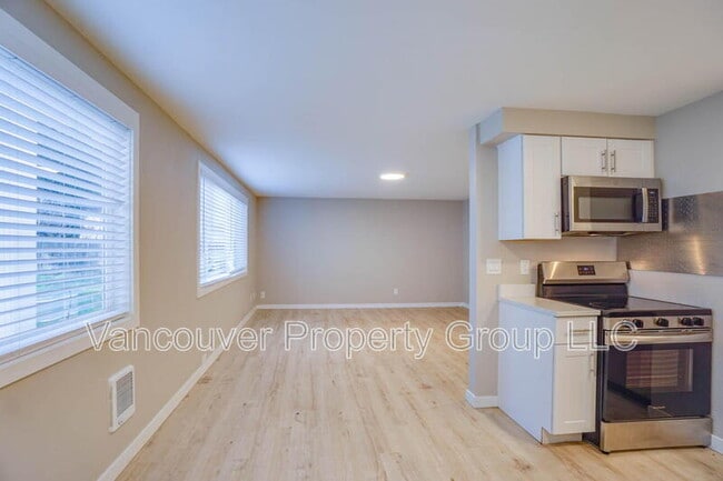 Building Photo - 4420 Gibbons St