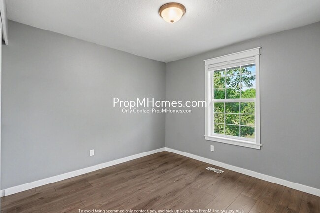 Building Photo - Beautifully Updated Four Bedroom Bethany Home!
