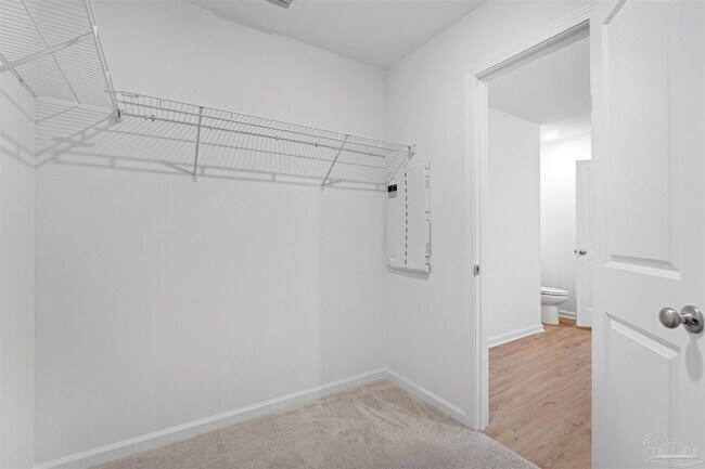 Building Photo - 4635 Carlstrom Ln