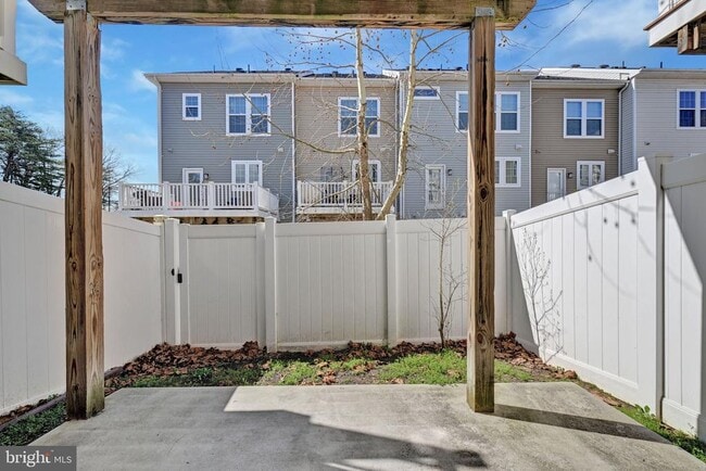 Building Photo - 2732 Wessex Cir