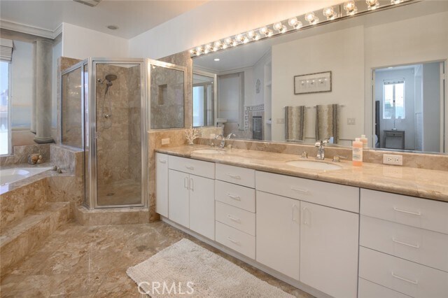 Building Photo - 216 23rd St