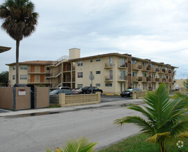 Building Photo - GREENVIEW in North Miami Beach