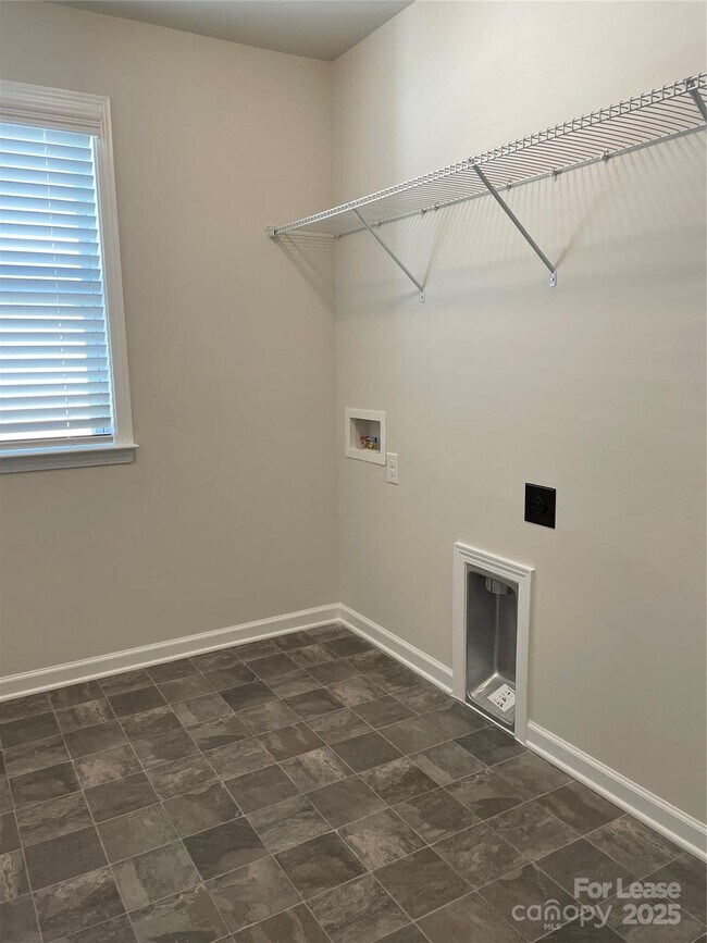 Building Photo - 15034 Cordelia Dr
