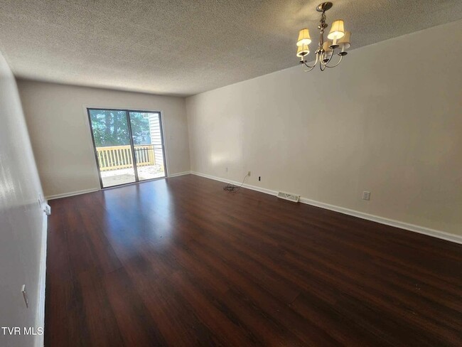 Building Photo - 1552 Colony Park Dr