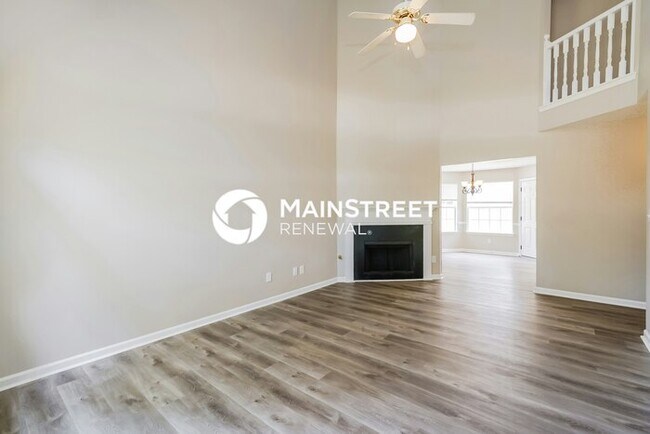 Building Photo - 5 Bedroom Pet-Friendly Home in Douglasville, GA with Main Street Renewal