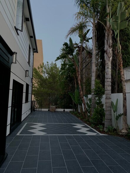 Backyard - 1311 S Beverly Glen Blvd