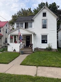 Building Photo - 59 Endicott Ave