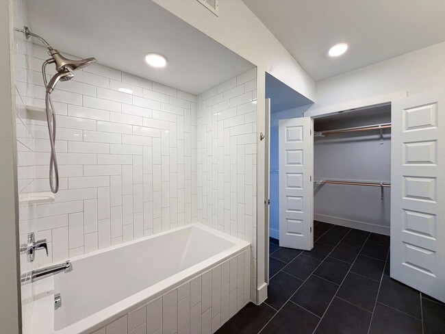 Building Photo - Stylish East Austin Condo with Modern Finishes, Open Living, and Luxury Primary Retreat