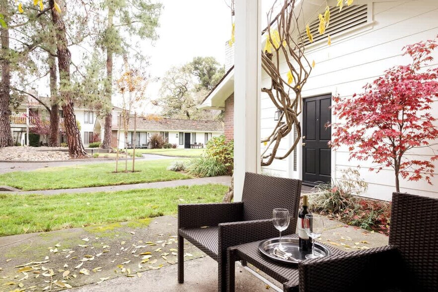 Building Photo - 1600 Atlas Peak Rd