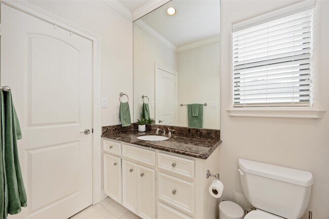 Building Photo - 4607 Inker St