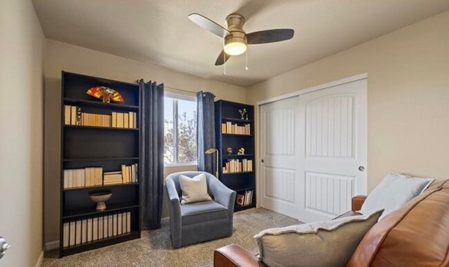 Building Photo - Beautiful 4 Bedroom in Loveland