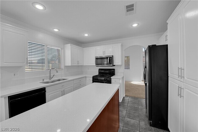 Building Photo - 8915 Sandy Slate Way