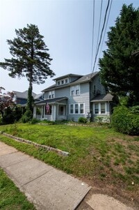 Building Photo - 25 Hillside Ave