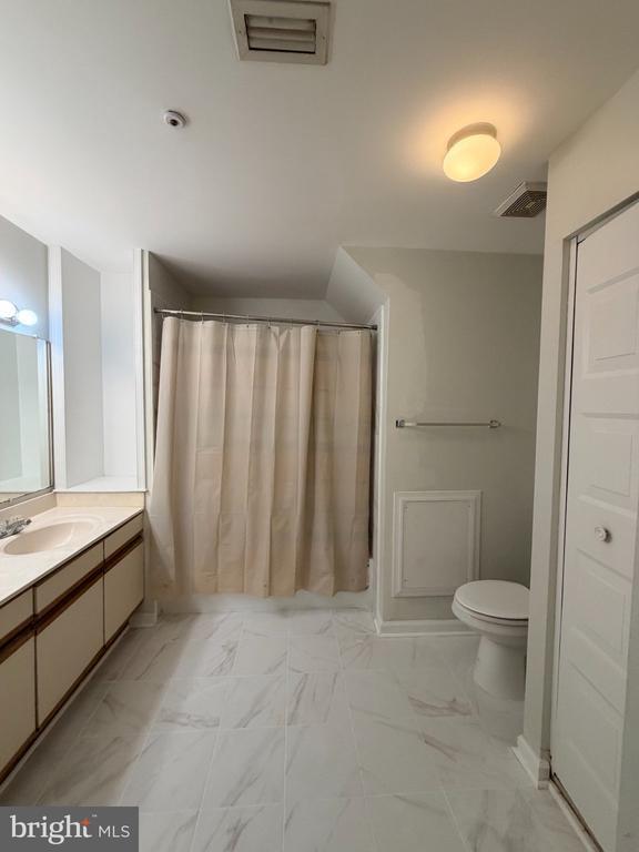 Building Photo - 4834 Brookstone Terrace