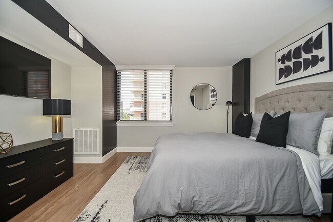 Building Photo - 3525 Sage Rd