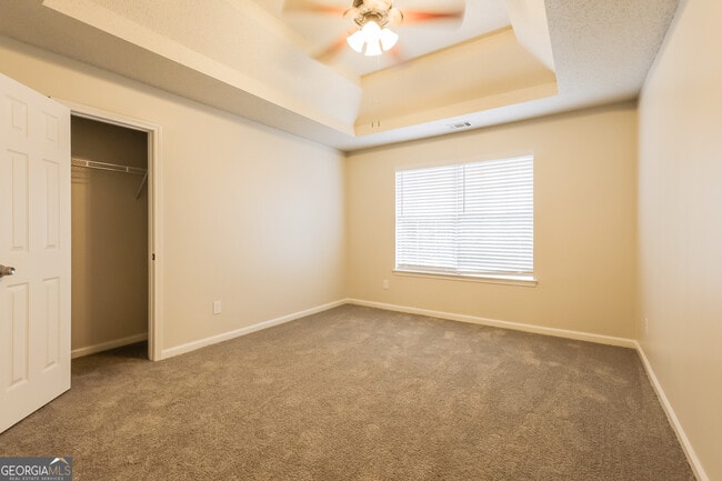 Building Photo - 1562 Gunstock Ct