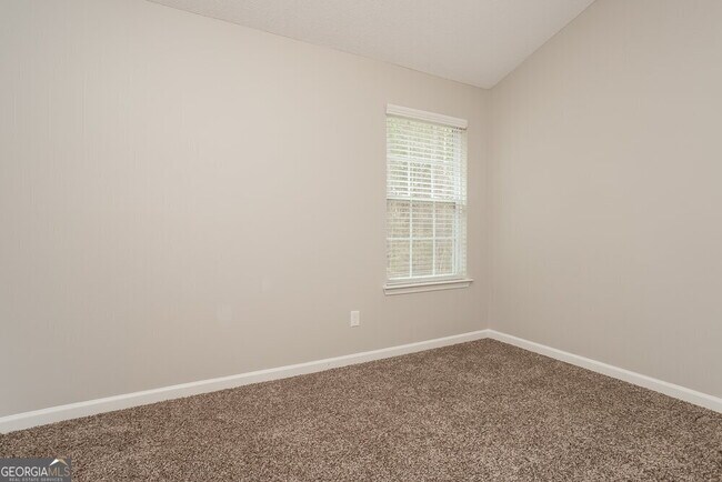 Building Photo - 570 Tuscan Cove