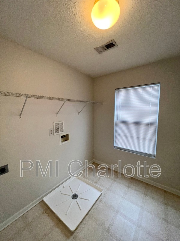 Building Photo - 5787 Dove Point Dr SW