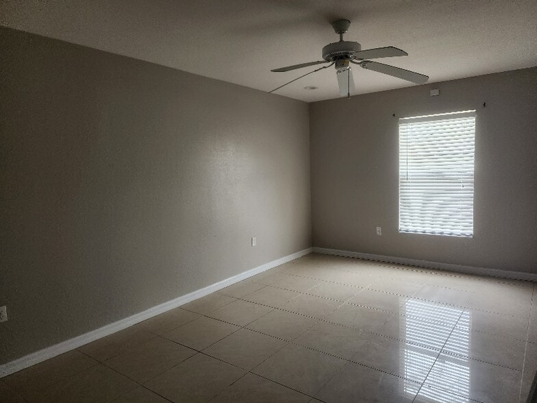 Building Photo - 317 Puffer Ct