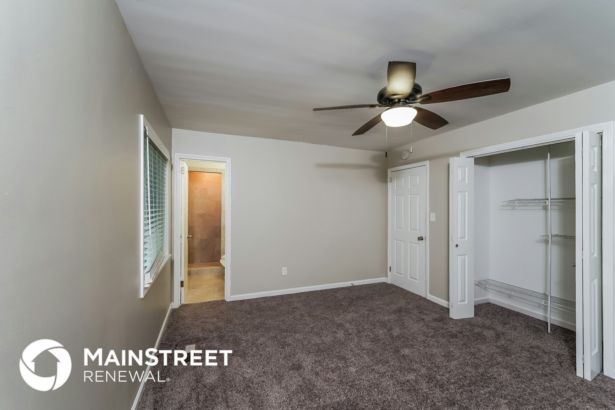 Building Photo - 6820 Briarwood Dr