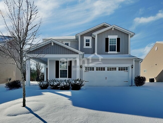 Building Photo - 6605 Shooting Star Dr