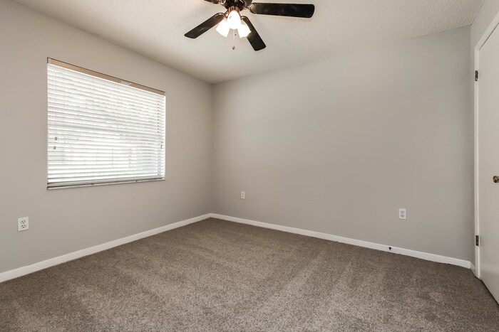 Building Photo - 4035 Dietz Rd