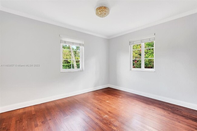 Building Photo - 2180 SW 24th St