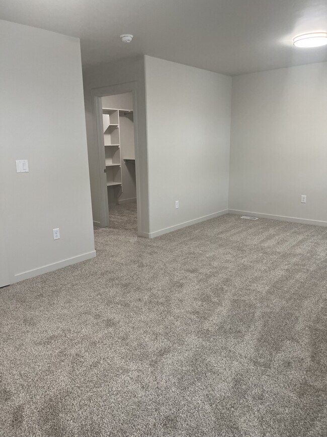 Building Photo - 2778 Caspian Wy