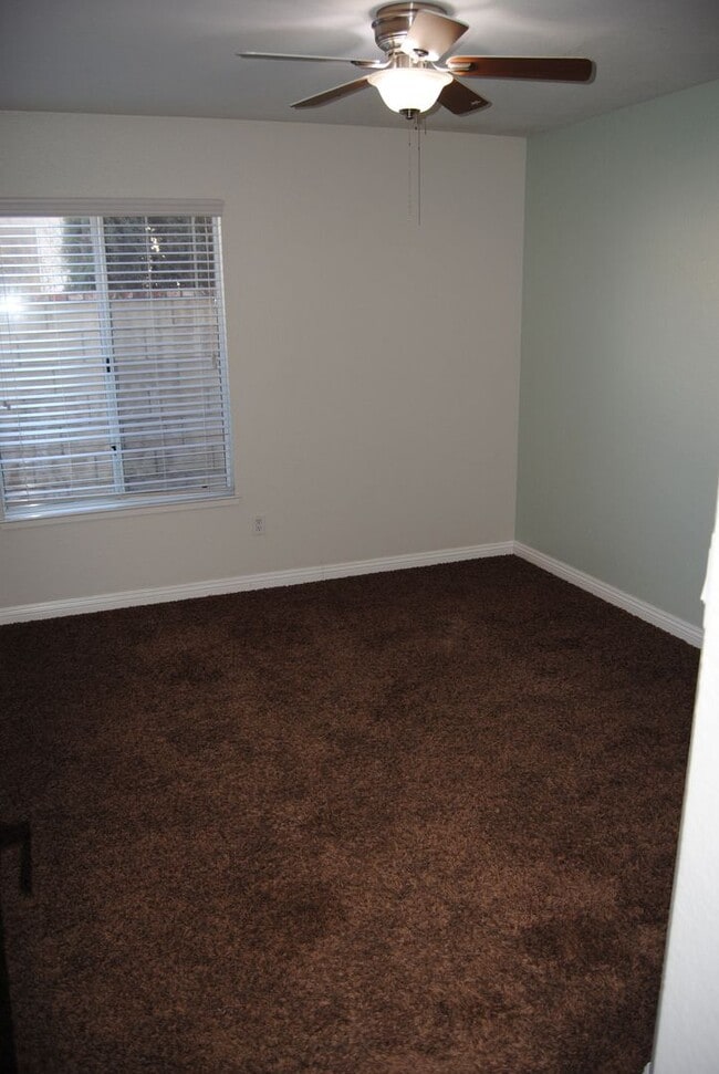 Building Photo - 9305 Brookstone Ct