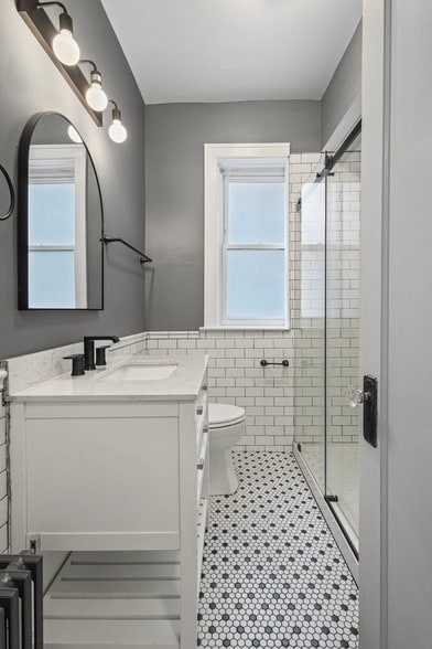 Building Photo - 2712 W Winnemac Ave