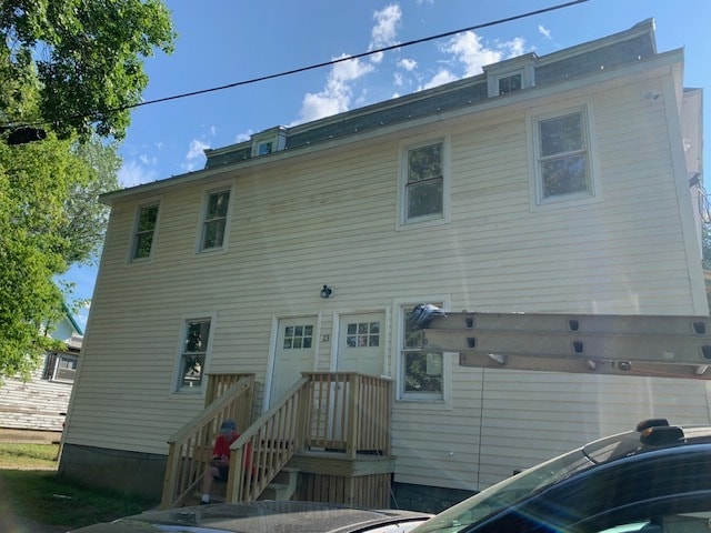 Primary Photo - 13 Center St